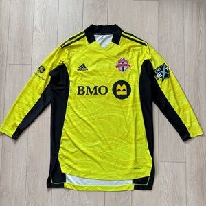 Adidas TFC Alternate Goalkeeper Jersey in Neon Yellow & Black Men’s Size Medium
